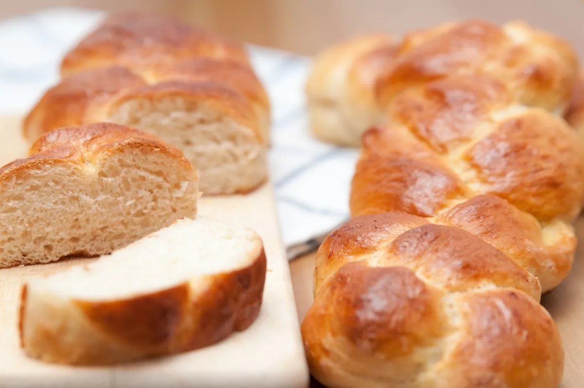 A foszlós fonott kalács másnap is puha.