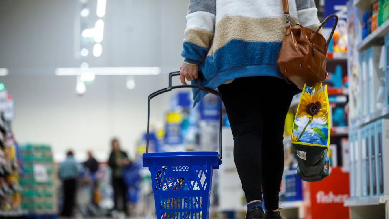 Élelmiszerárak: rálép a fékre a kormány