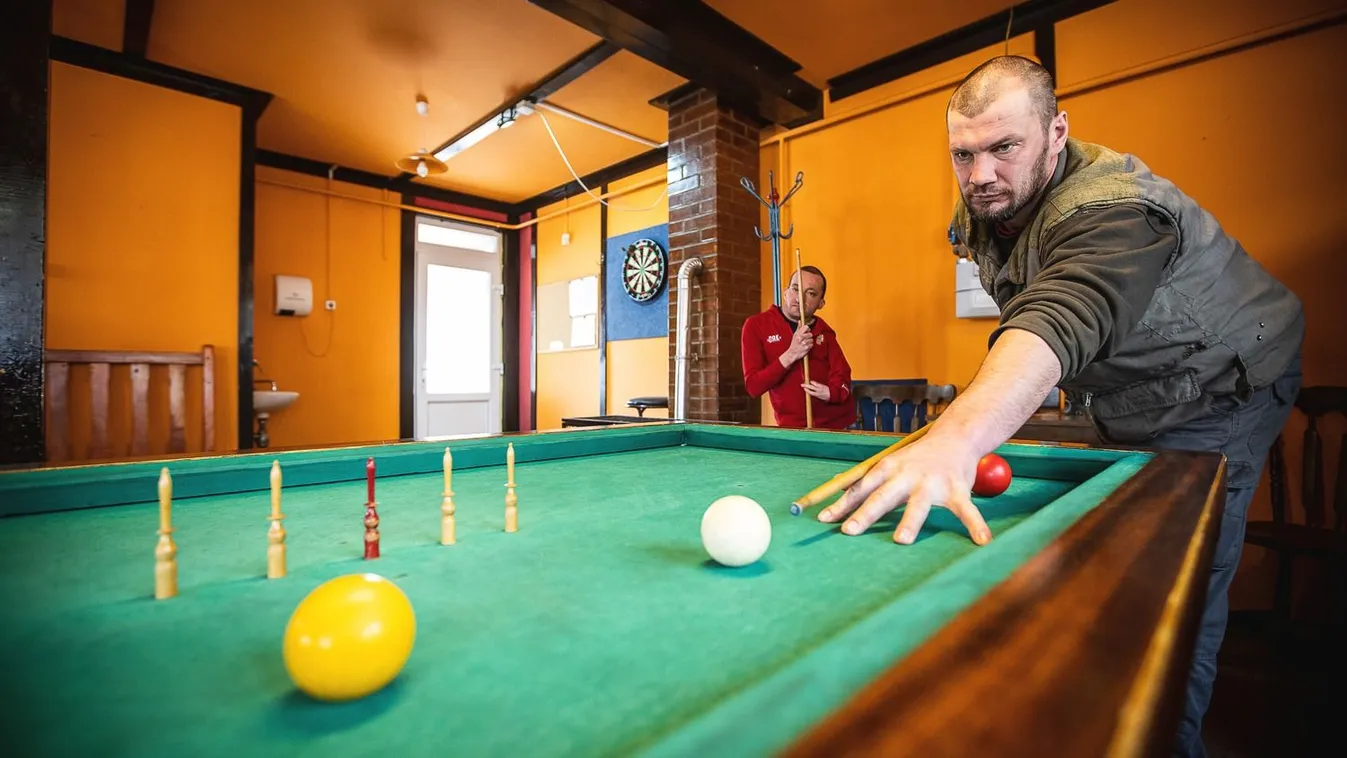 Kocsmaprogramot indított a kormány