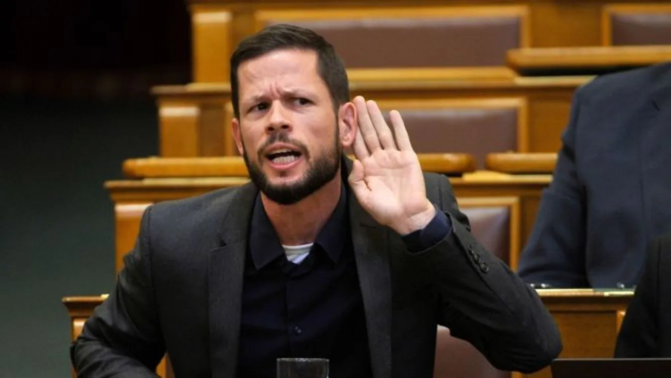 Mikor bontják le végre Tordai Bence szabálytalan villáját?