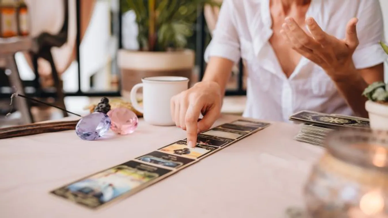 Rémisztő: cigánykártyákkal üzent az univerzum Krisztiánnak