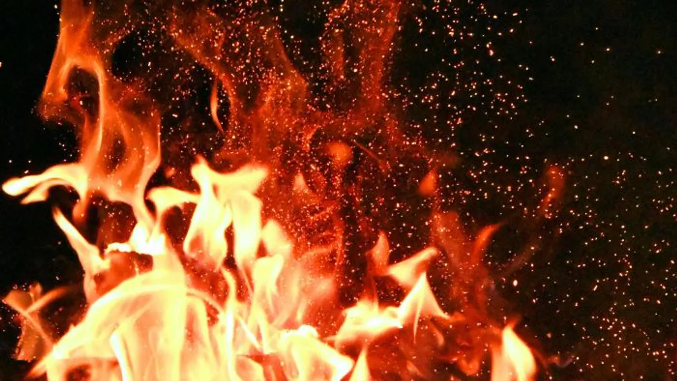 Nem akart kijönni égő otthonából az idős férfi