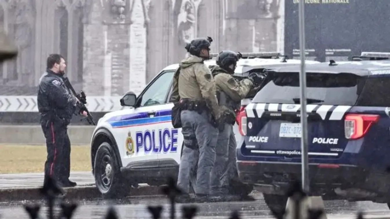 Evakuálni kellett a kanadai parlamentet!