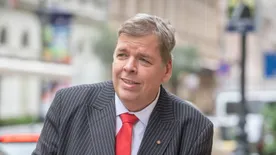 Váratlan látogatója akadt a súlyos beteg Schmuck Andornak