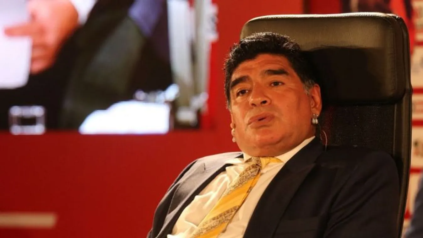 Tizenkét órán át haldoklott Maradona