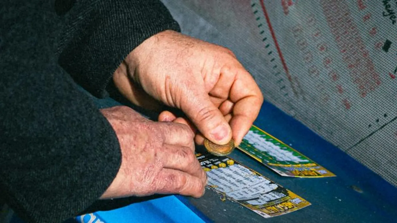 Lekaparta a sorsjegyét egy hajléktalan, milliomos lett