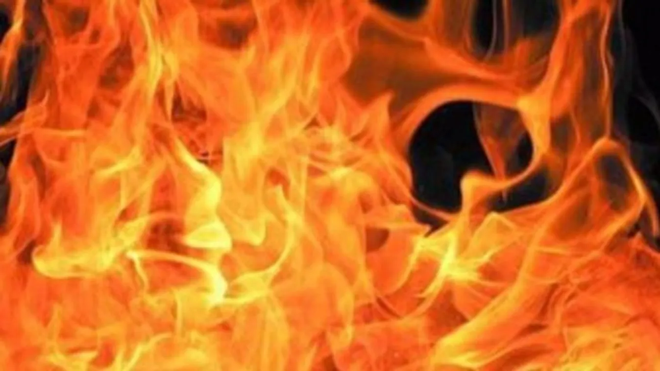 103 emberrel a fedélzeten gyulladt ki a jármű