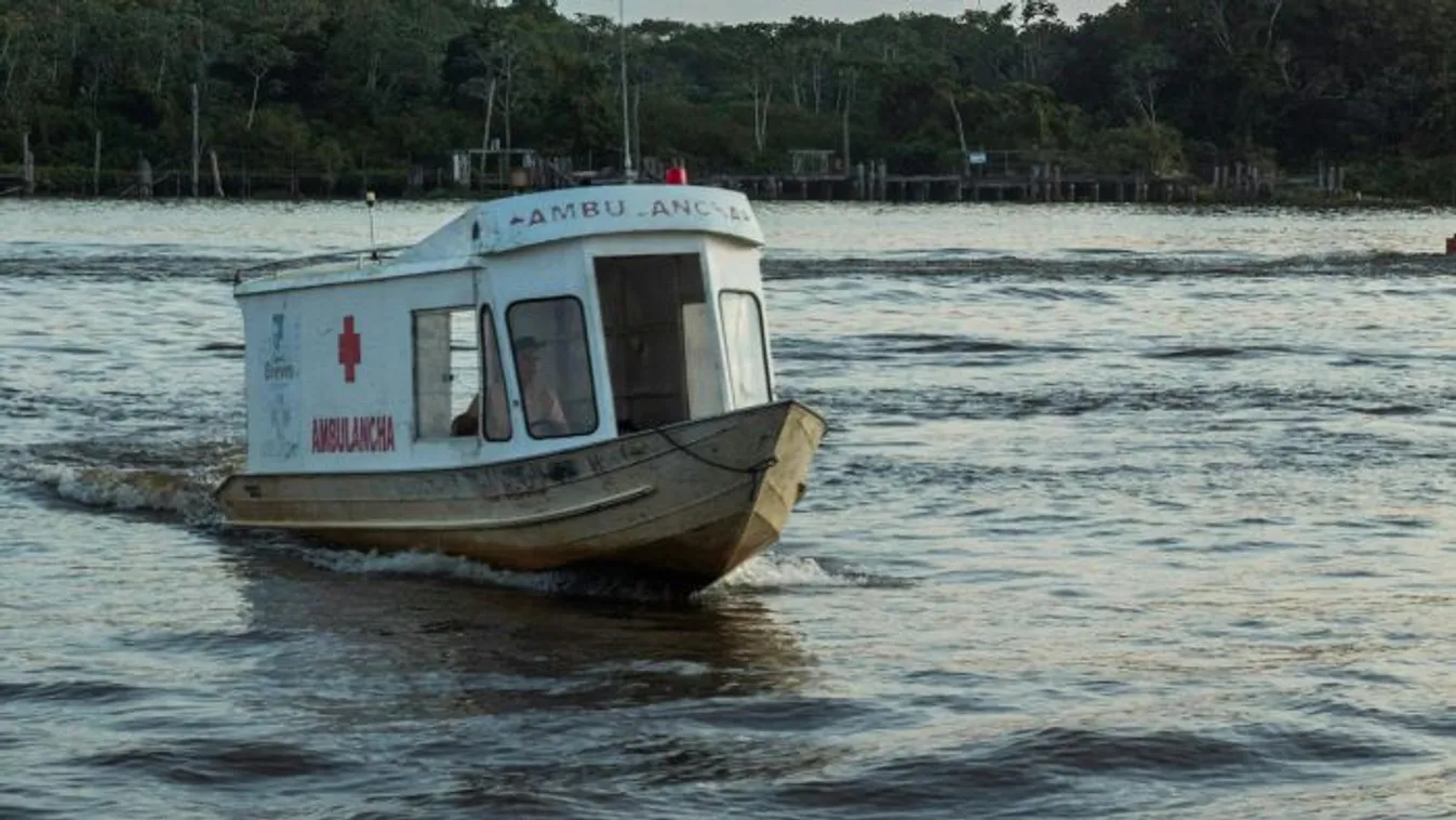 Felborult egy csónak Halászteleknél, egy embert keresnek