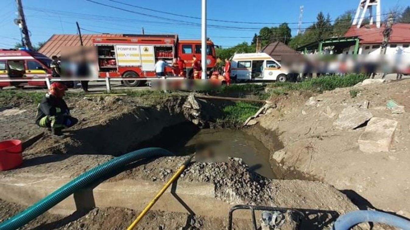 Tragédia: két kisgyermek hunyt el Bánffyhunyadon, vizesgödörbe estek