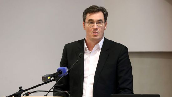 Jogszabálysértésre készül Karácsony?