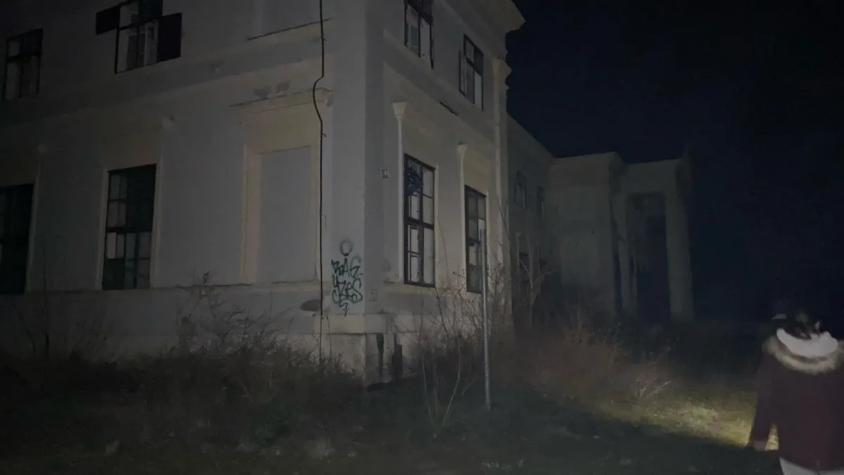 Az urbexes Kálmán visszatért a kastélyba / 