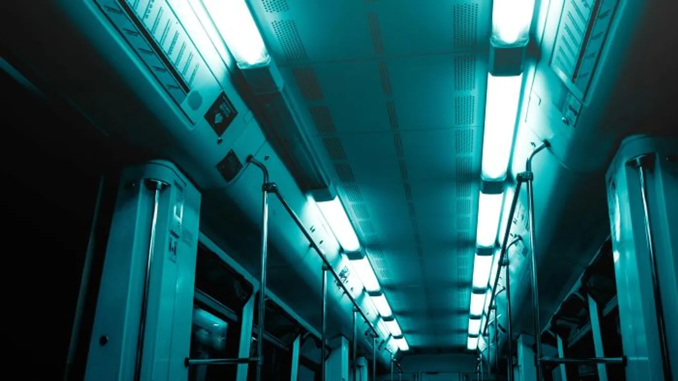 Hatalmas erőkkel vonultak a rendőrök a metróhoz: borzalom, amit ott találtak