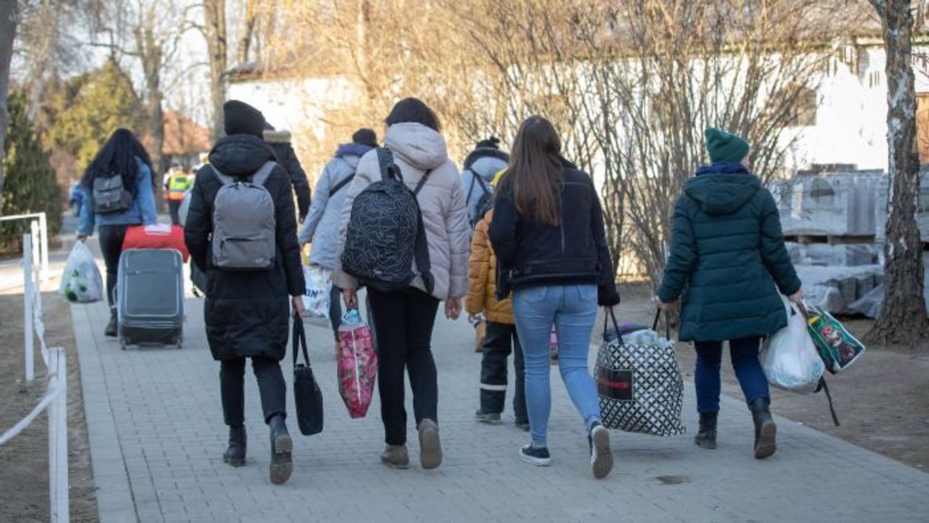4 millió  300 ezer ukrán költözött már az Európai Unióba