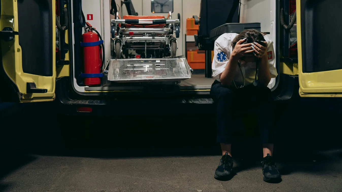 Halálra gázolt egy tinit a segélyhívásra érkező tűzoltóautó