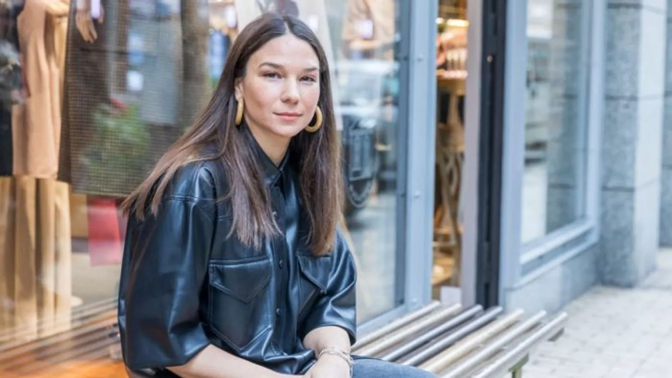 Sándor Szandra: A Nanushka nem csupán egy ruhamárka, hanem egy életérzés