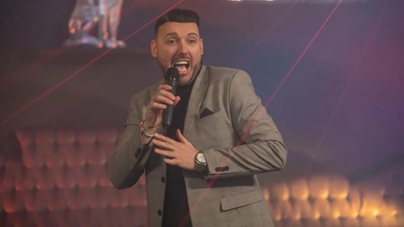 Új nő tűnt fel Jolly mellett... Mi történhetett?