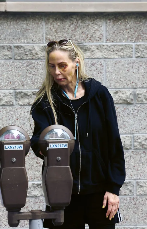 Nicolas Cage exe könyörög: Védje meg a fiukat!   RIPOST
