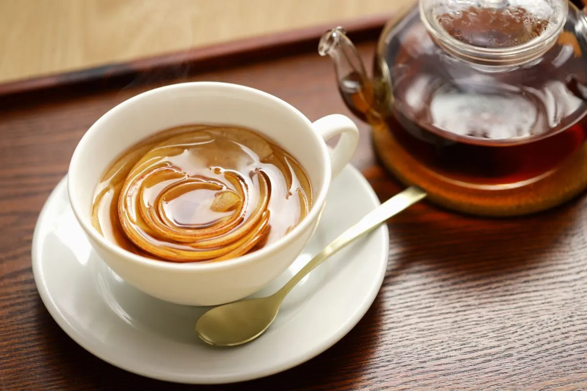 A teázás módját meg kell adni.