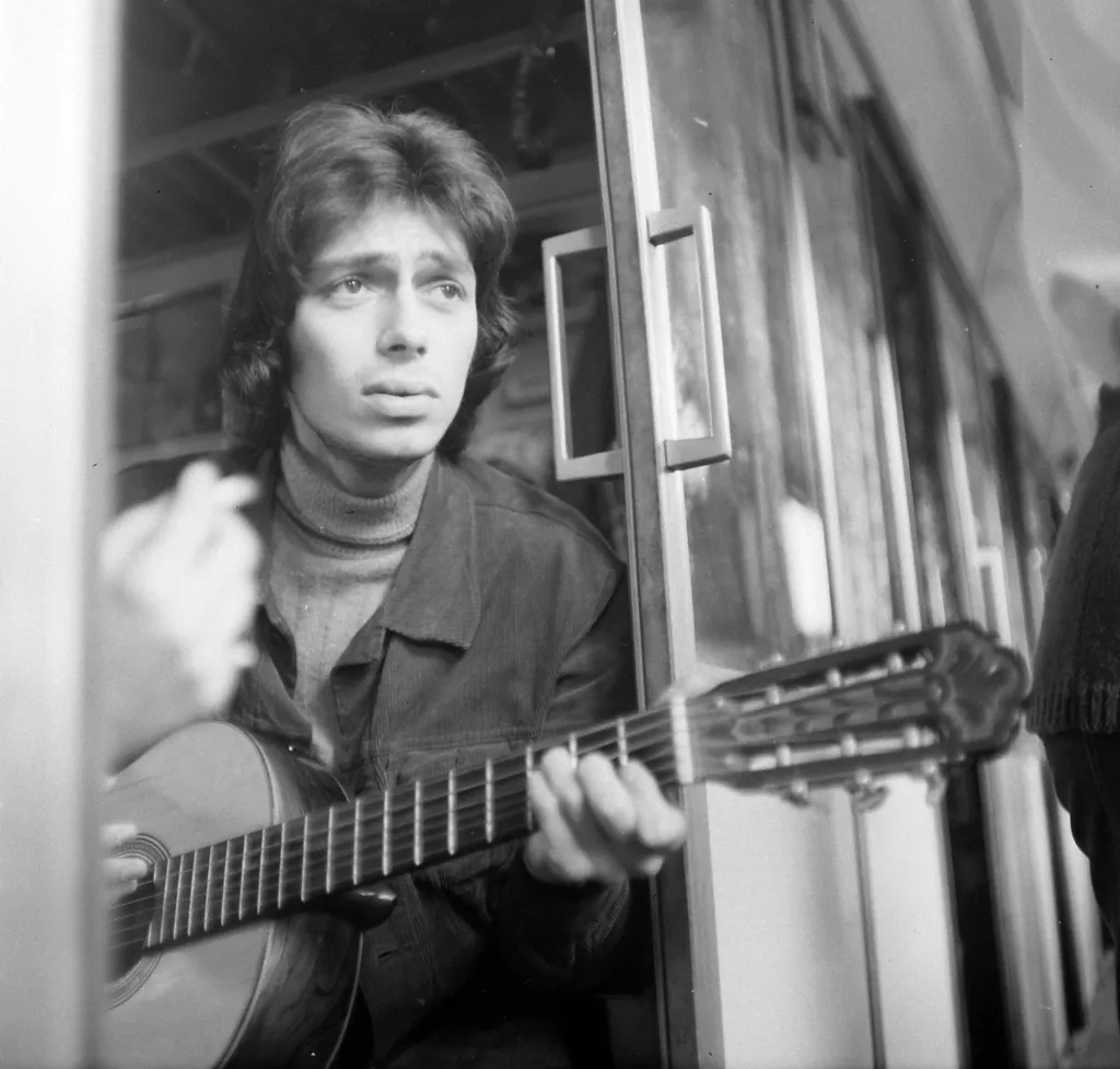 Leírás
Magyarország
Varga Károly színművész.
Év
1976