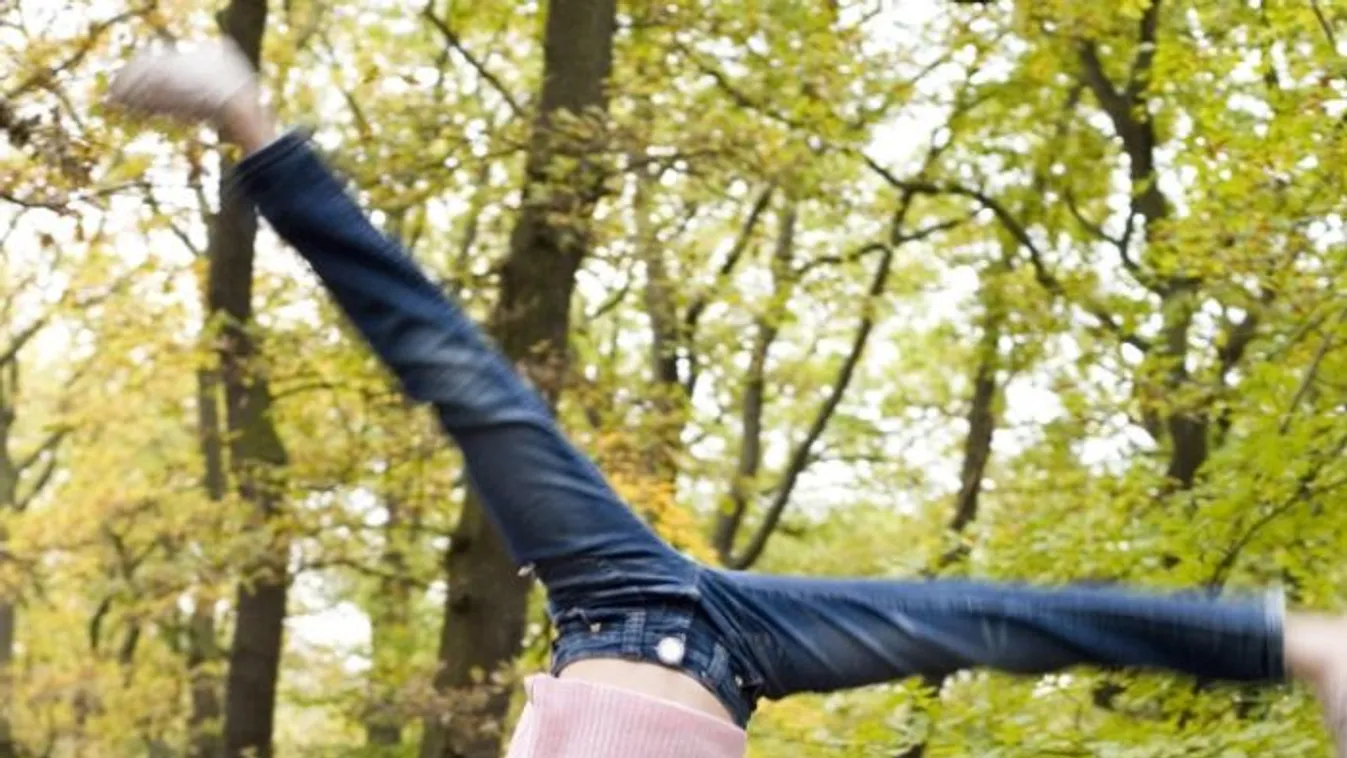 Cigánykerekezés miatt vakult meg egy nő