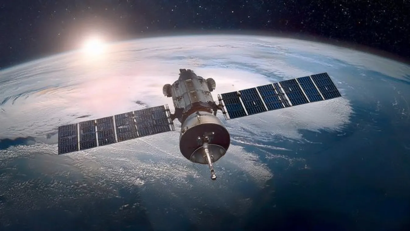 Zuhanni kezdett egy nukleáris orosz műhold