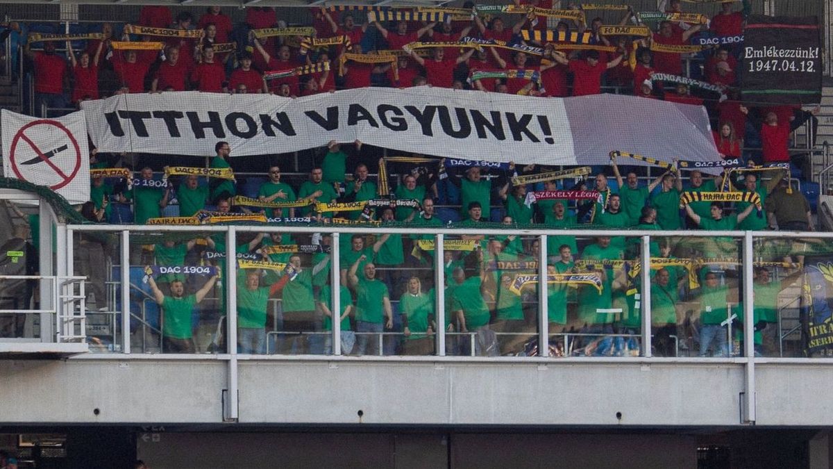 Méltó választ kaptak a szlovák huligánok a magyarellenes molinóra
