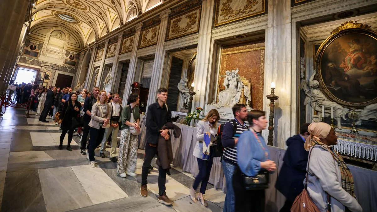 After the funeral of Pope Francis - Pope Francis' tomb