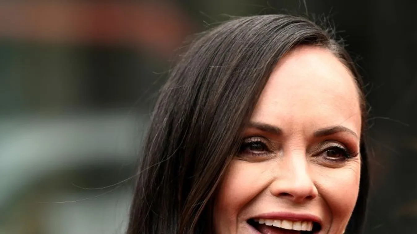 Sokkoló: perverz képekkel zaklatták a gyerekszínészt