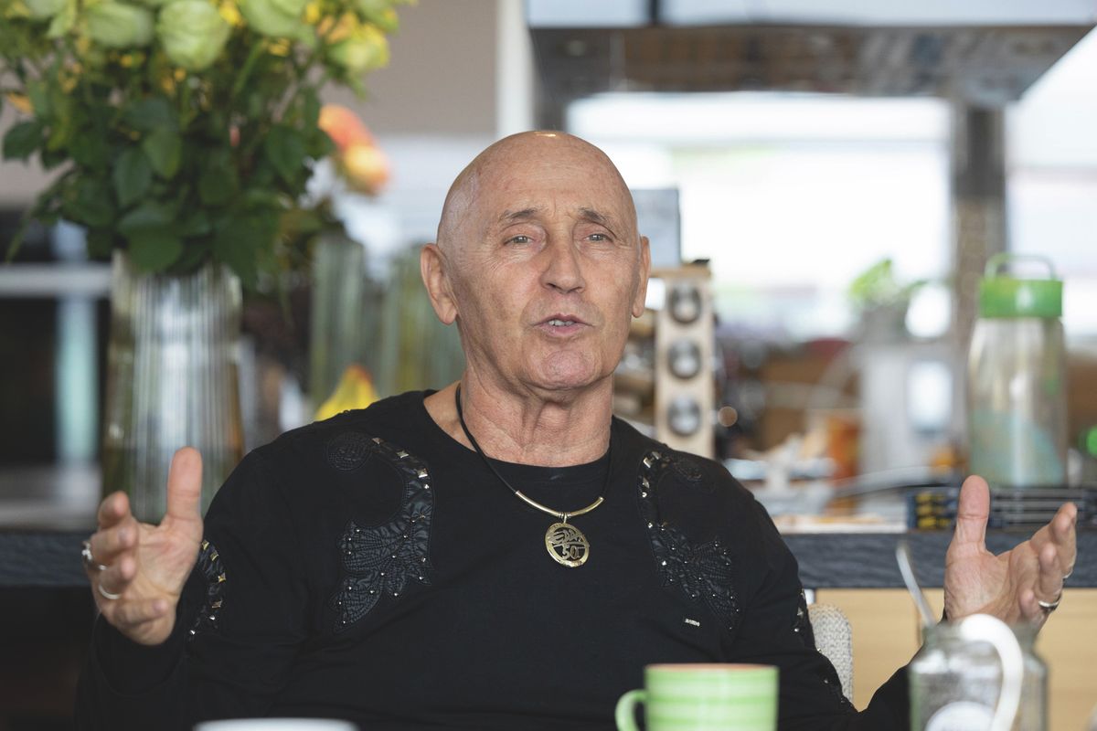 Pataky Attila, Kapu Tibor