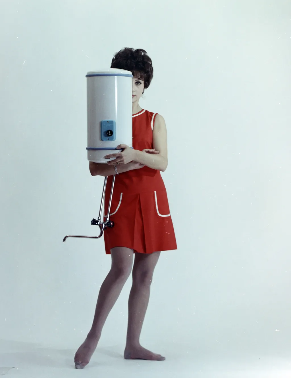 kartonruha, vízmelegítő, harisnya, Best of, ujjatlan ruha 1971