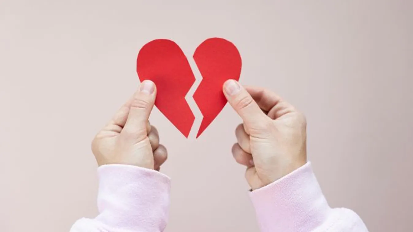 Szakítás! 23 év után válik az álompár