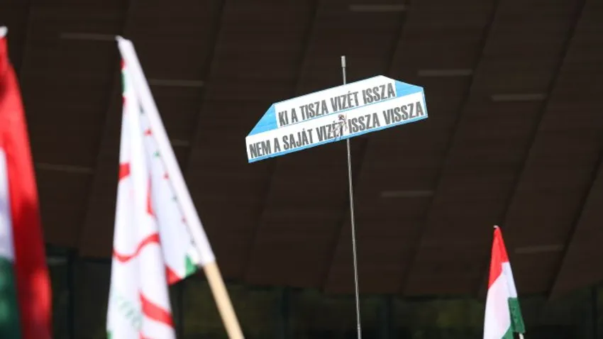 Így üzentek a magyarok a hazaáruló Tisza Pártnak