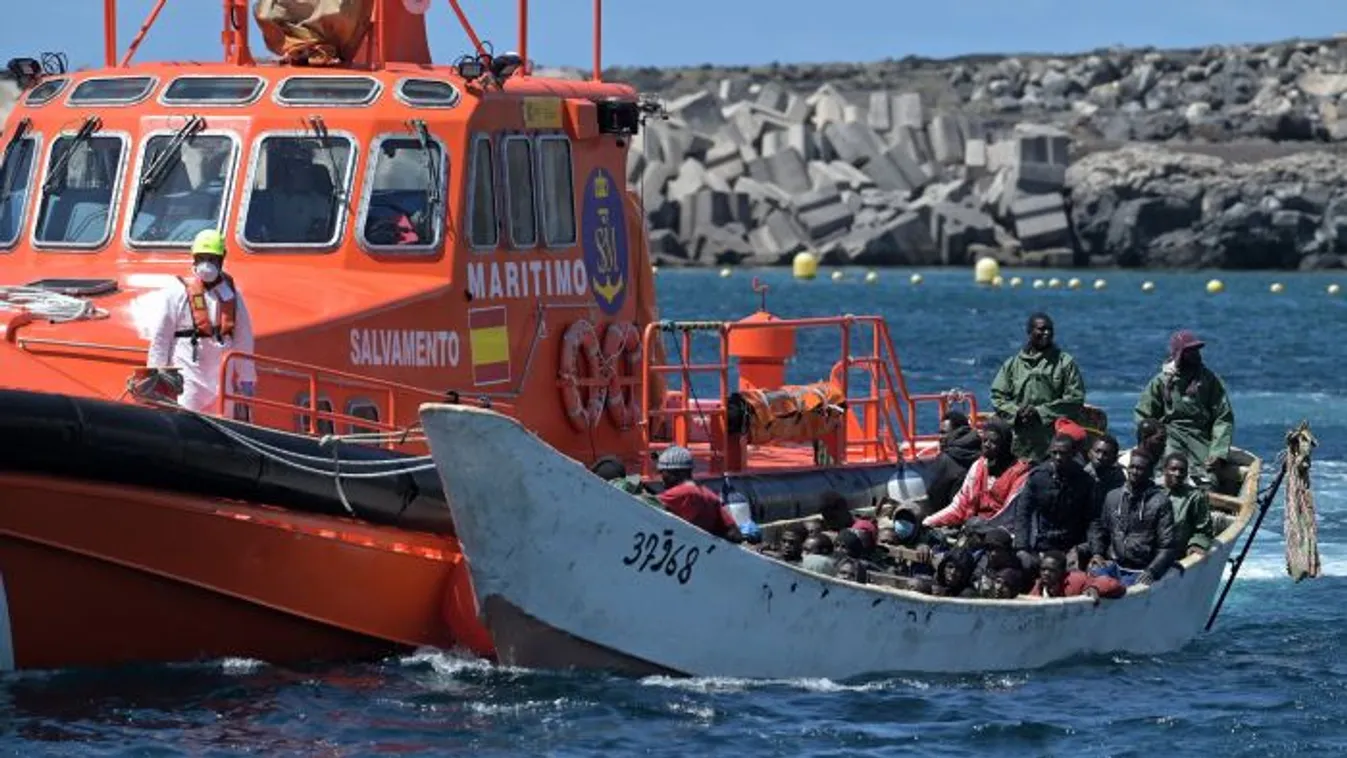 Brüsszel pénzeli az embercsempészeket