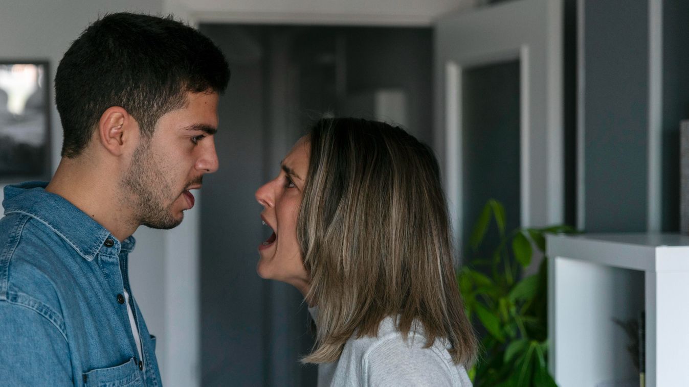 "Anyám addig nem szól hozzám, amíg neki nem adom a mostohatestvéremnek az örökségemet"