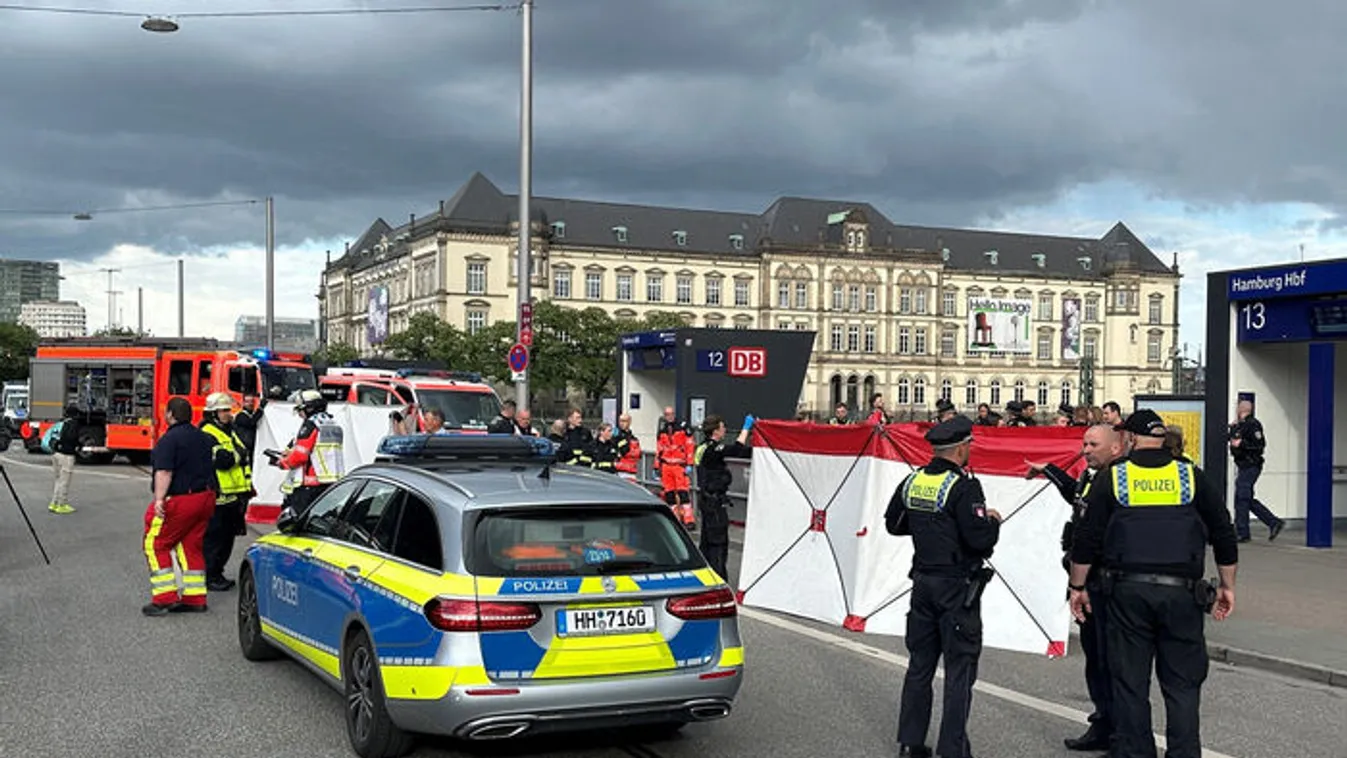 Megrázó helyszíni fotók Hamburgból: a vonatokon látják el a sebesülteket