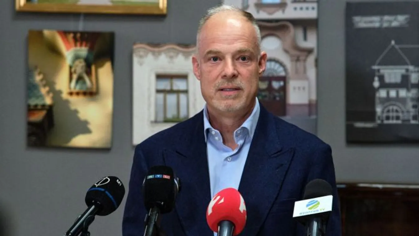 Szalay-Bobrovniczky: Weberék a háború folytatására készülnek