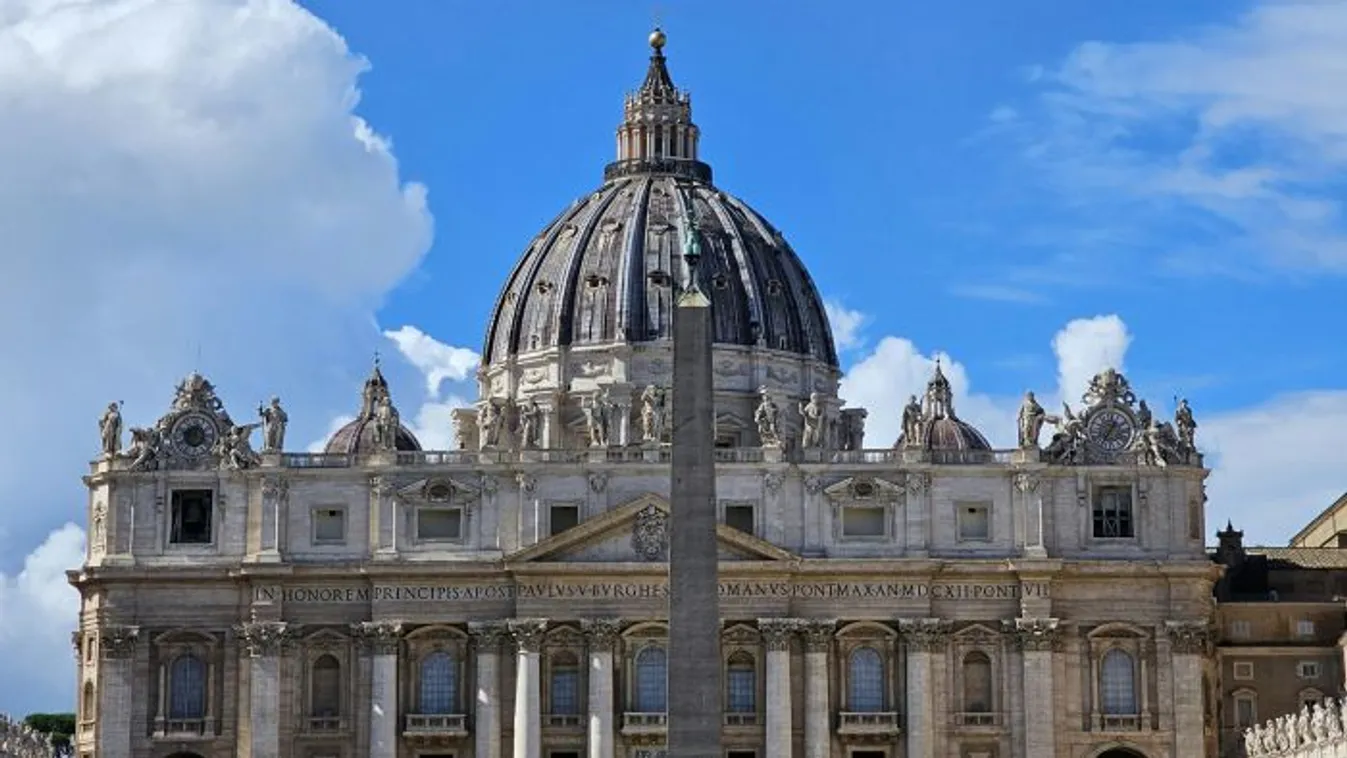 Botrány a pápaválasztás körül