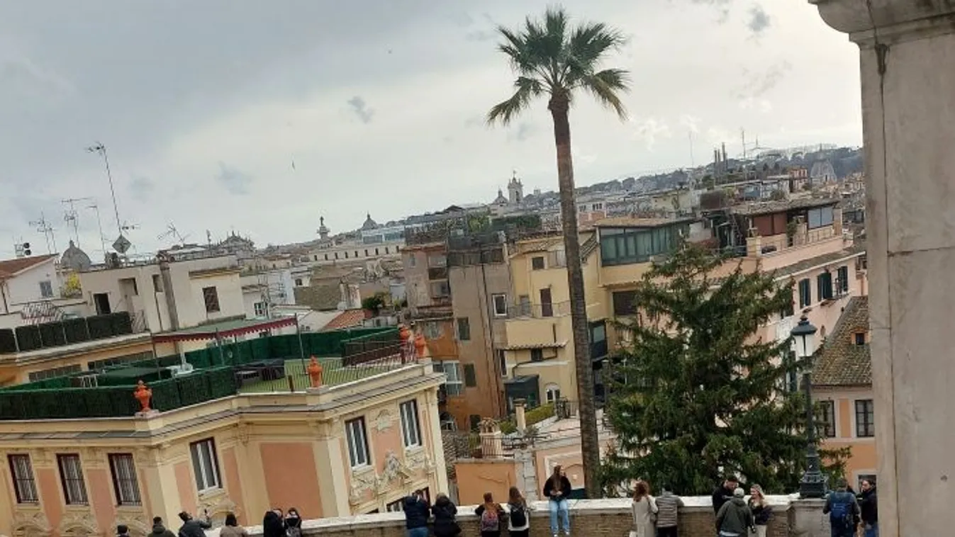 Nemzetközi csalóbanda utazik a magyar diákokra