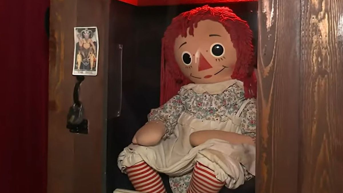 „Annabelle gonosz!” - Megszólalt a magyar Nostradamus a démoni babáról
