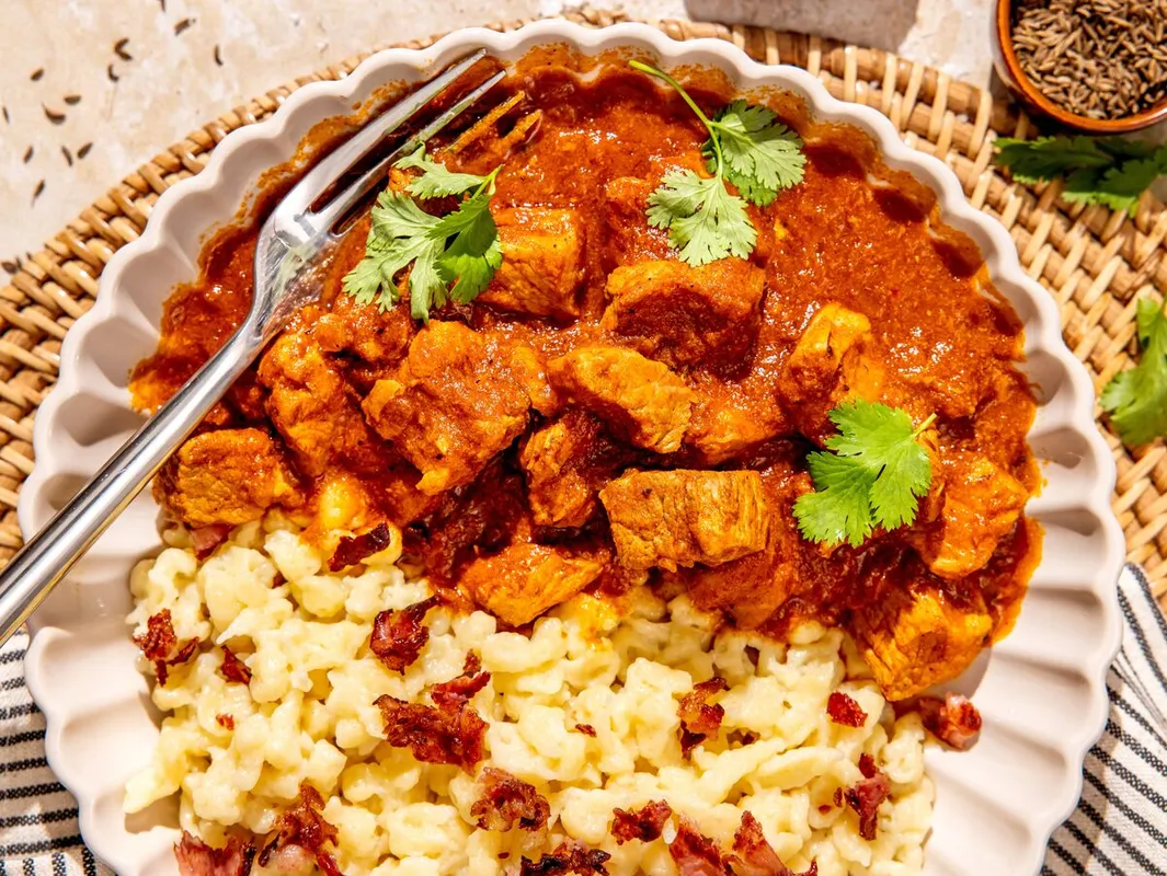 A legtöbb magyaros ételnek jól áll egy csipet füstölt paprika.