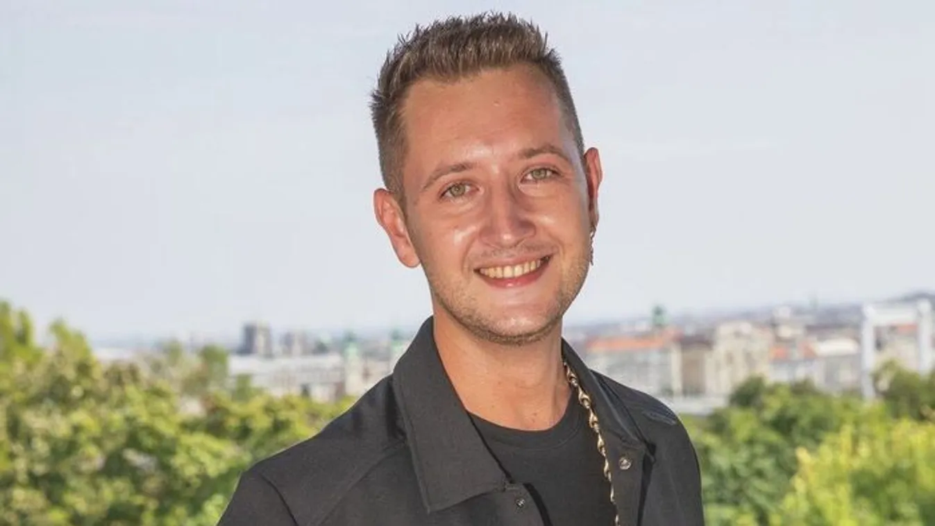 Peter Srámek nem zárkózik el a rajongói randik elől