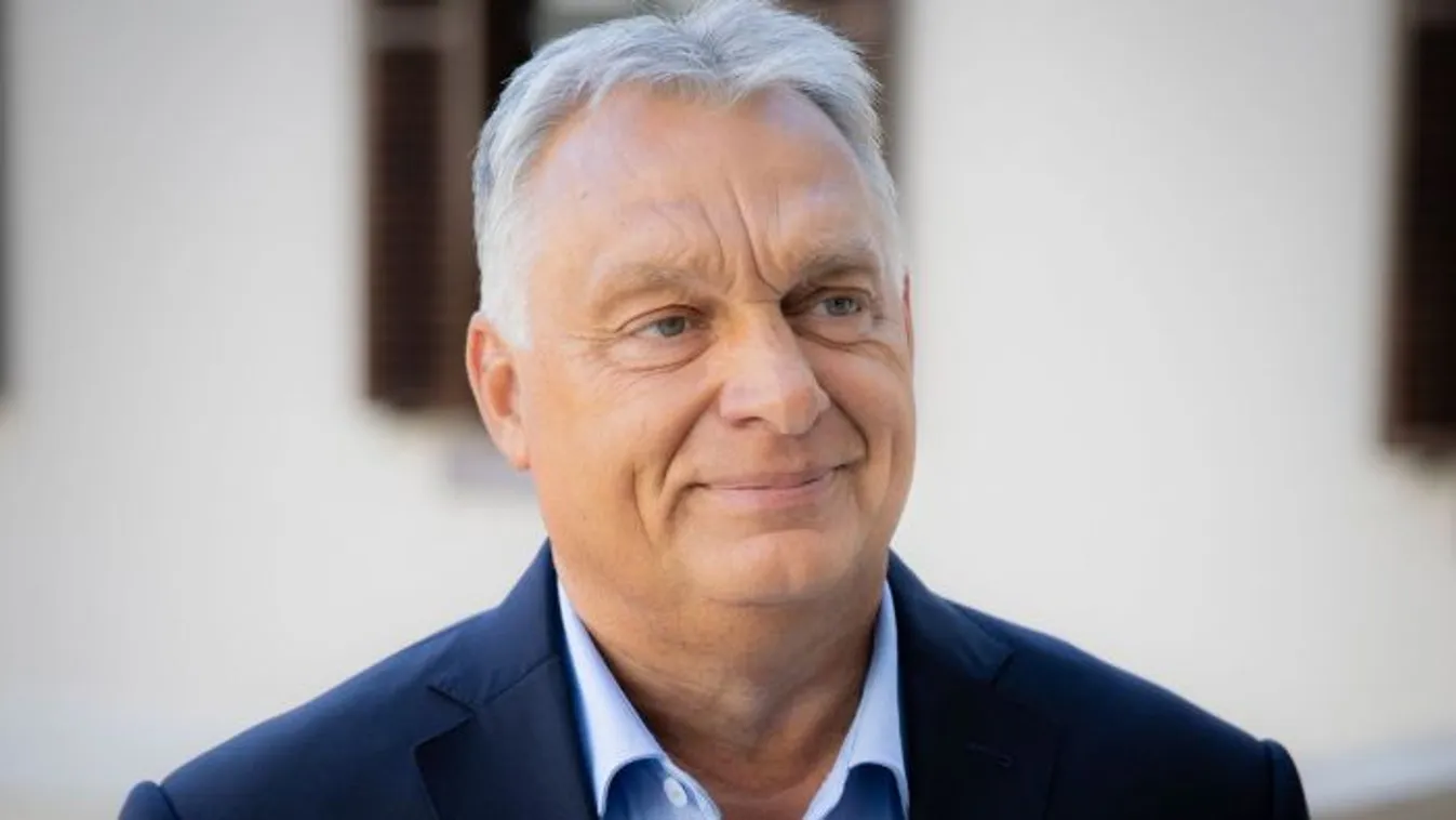 Anyák Napjára ezt üzente Orbán Viktor: Aki gyermeket vállal, elismerést érdemel. Anyagit is”