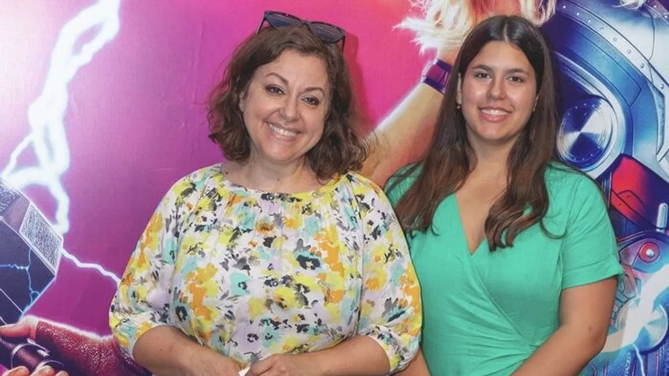 Erdélyi Mónika kitálalt lányairól