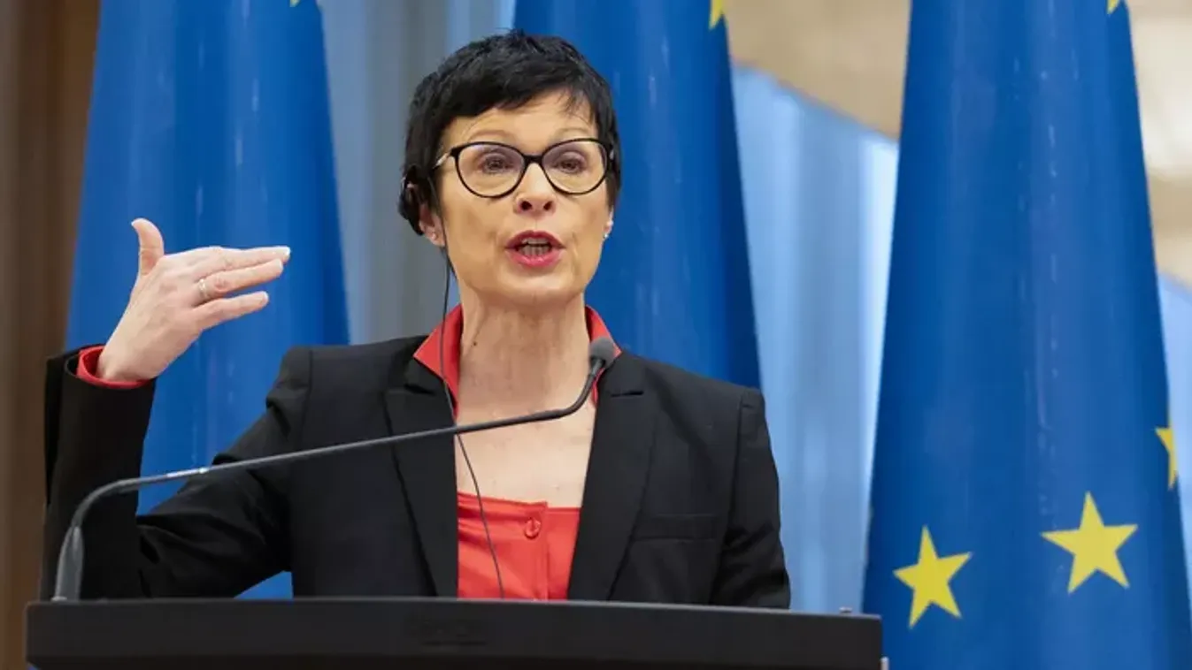 AZ EU bővítési biztosa gőzerővel nyomja Ukrajna csatlakozását