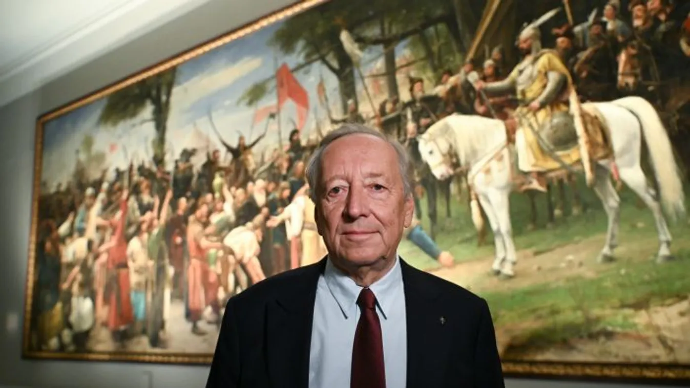 Pákh Imre először engedte be otthonába a kamerákat