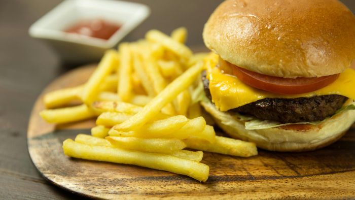 Segélykiáltás egy hamburgerben