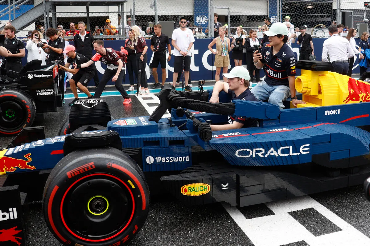 Verstappen egyszer élvezte a legóautózást, de többször nem kér belőle