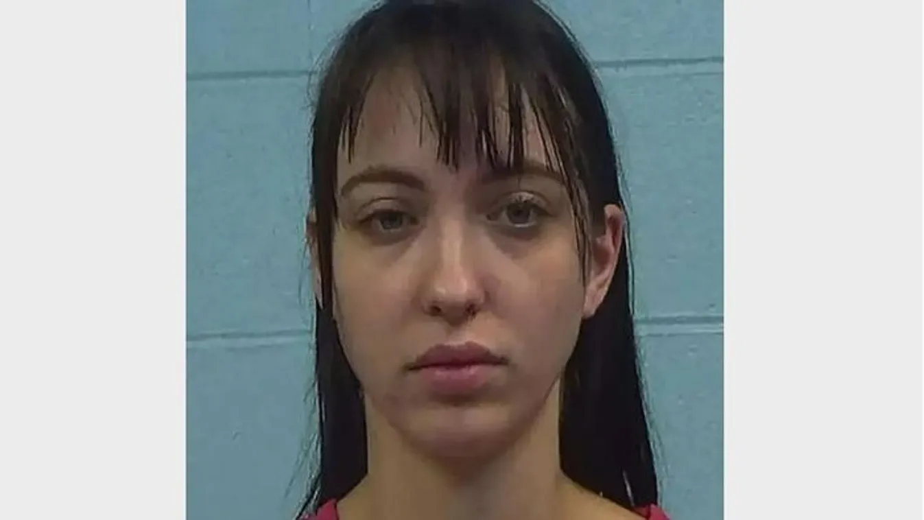 Diákjával folytatott viszony egy 22 éves tanárnő