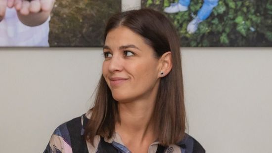 Brutál dögös: Ördög Nóra fürdőruhára vetkőzött, megőrülnek érte a rajongók