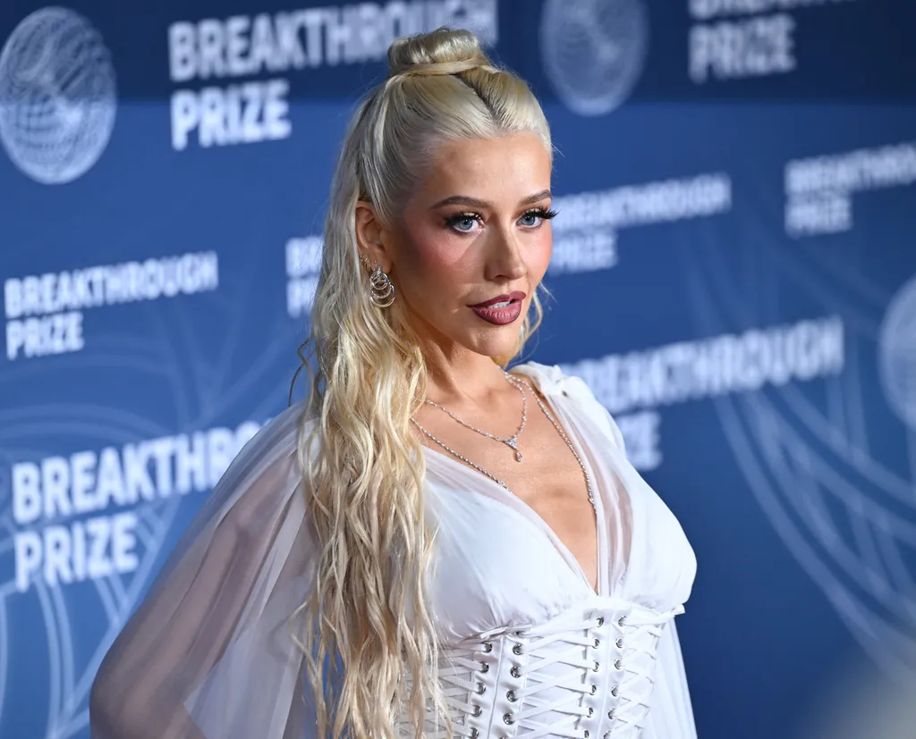 Christina Aguilera tavaly már mindenkit megdöbbentett drasztikus fogyásával, az arca is teljesen megváltozott